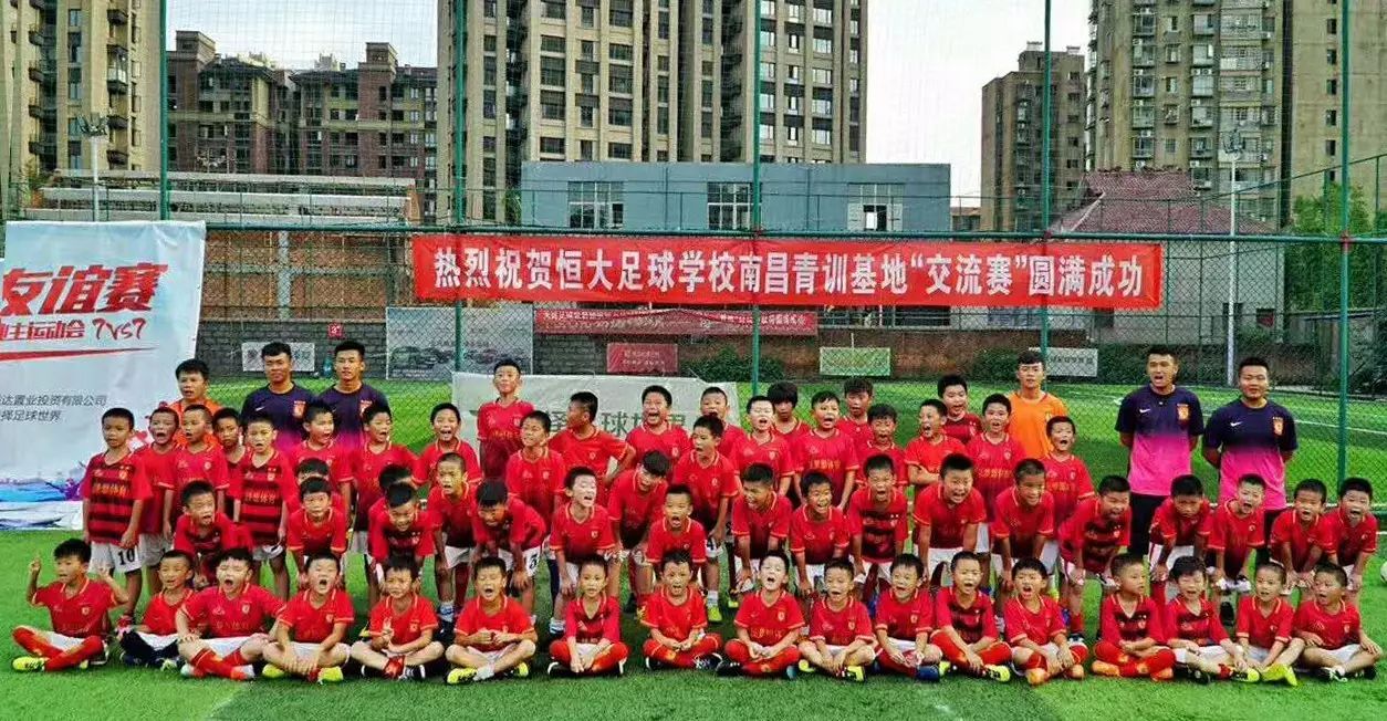 南昌市中学篮球冠军是谁_南昌篮球高中学校有哪些_南昌市高中篮球队排名